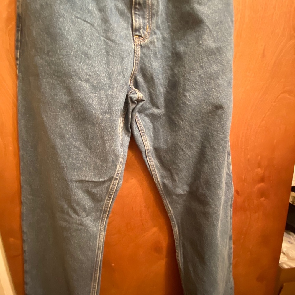 Jeans - Picture 3 of 4